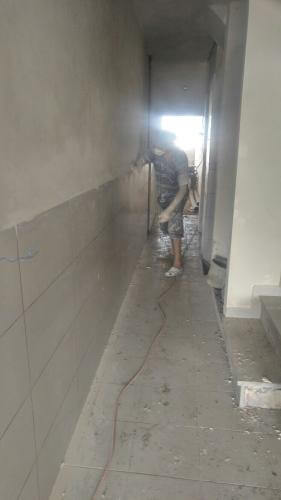 ריצוף וחיפוי קירות